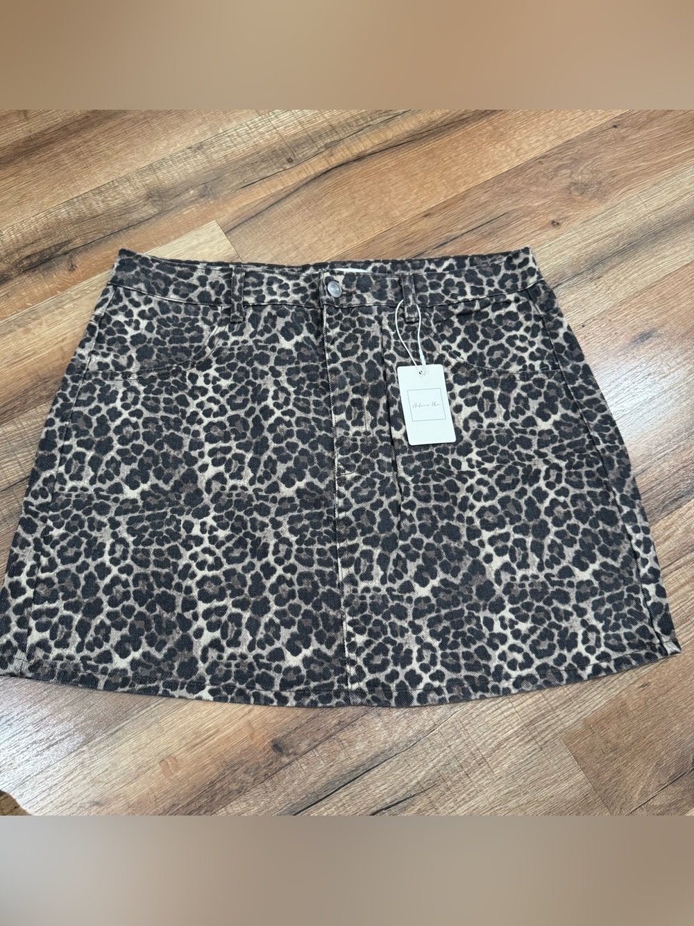 Active USA Leopard Print Mini Skirt
